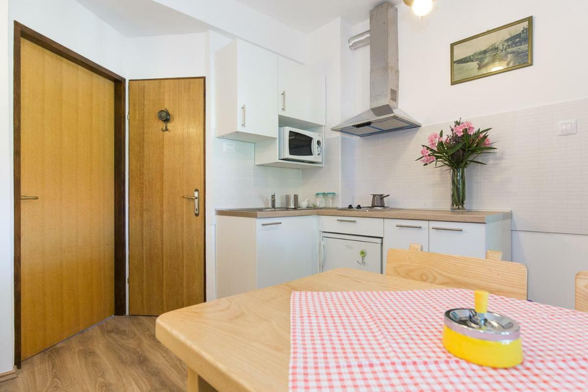 Pape Punat Hotel Екстериор снимка